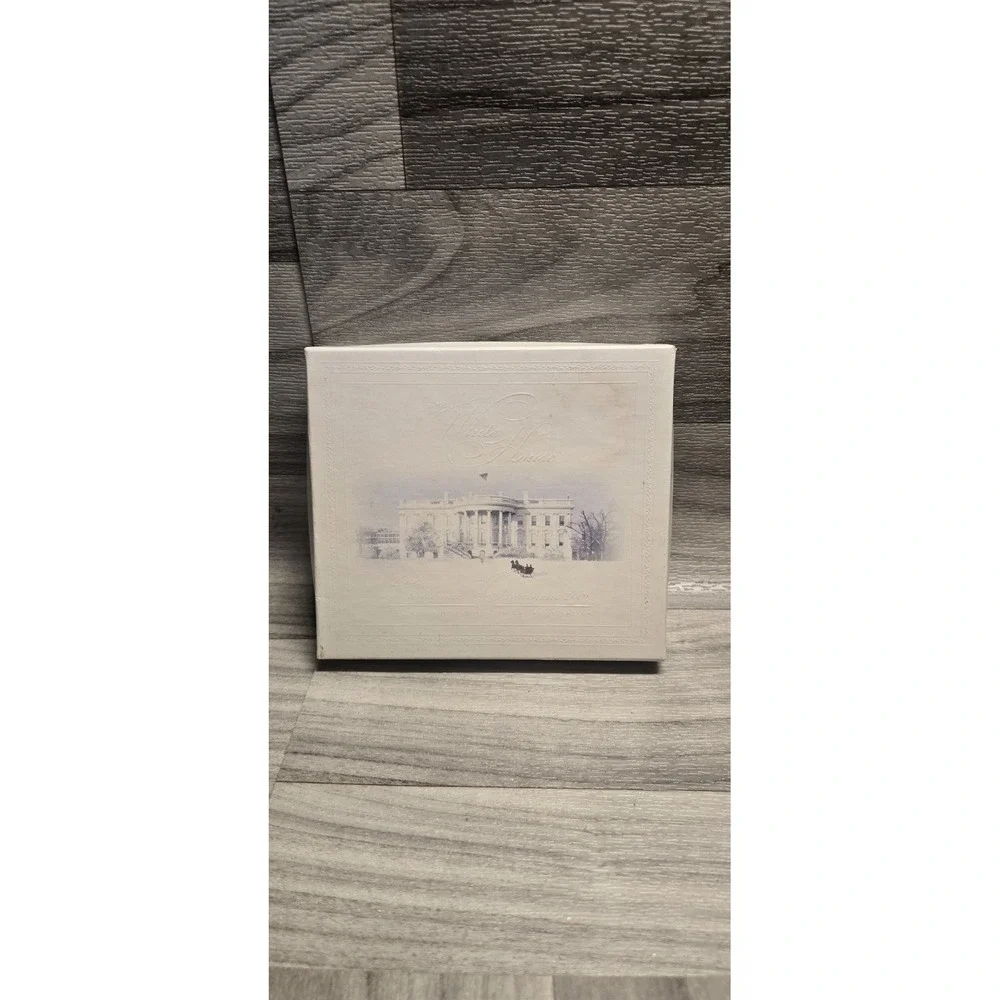 2006 The White House Historical Association Christmas Ornament NEW SKU U183